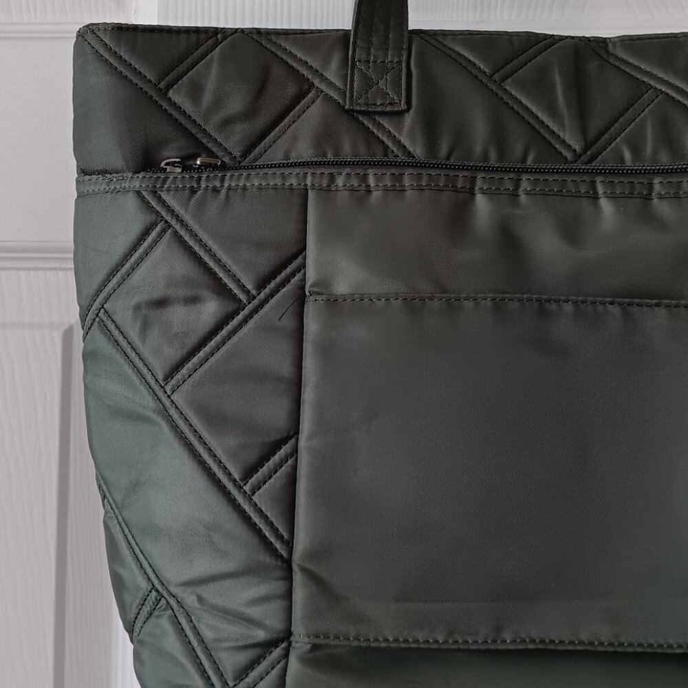 LUG Skyliner Tote Bag with Trolley Sleeve Olive Green - Picture 6 of 15